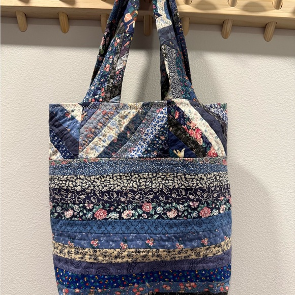 Vintage Handmade Quilted Patchwork Floral Tote Bag - Blue Multi - Picture 2 of 3